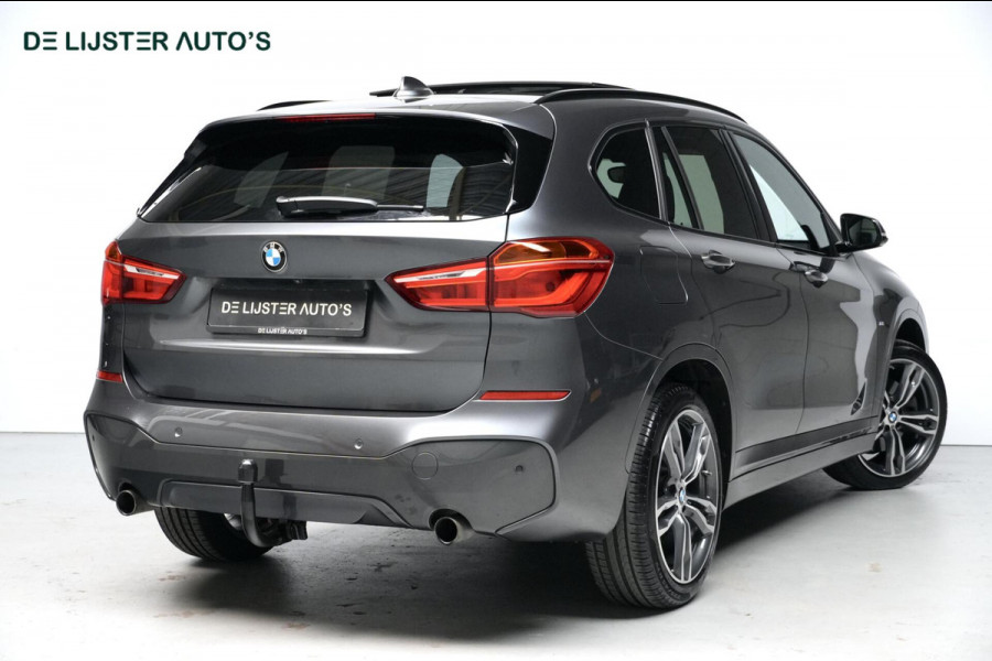 BMW X1 xDrive20i M Sport Facelift Automaat 192 PK | Pano-dak | CarPlay | Acc | Harman/Kardon | Camera | Trekhaak | Stoelverwarming | HU