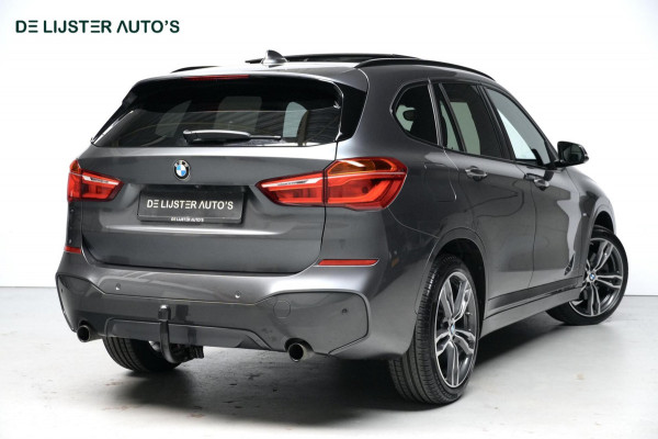 BMW X1 xDrive20i M Sport Facelift Automaat 192 PK | Pano-dak | CarPlay | Acc | Harman/Kardon | Camera | Trekhaak | Stoelverwarming | HU