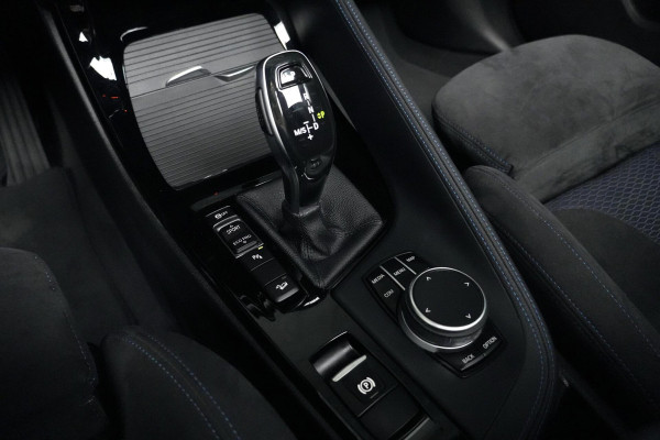 BMW X1 xDrive20i M Sport Facelift Automaat 192 PK | Pano-dak | CarPlay | Acc | Harman/Kardon | Camera | Trekhaak | Stoelverwarming | HU