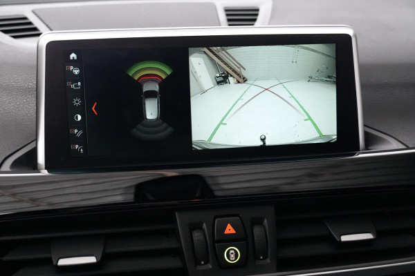 BMW X1 xDrive20i M Sport Facelift Automaat 192 PK | Pano-dak | CarPlay | Acc | Harman/Kardon | Camera | Trekhaak | Stoelverwarming | HU