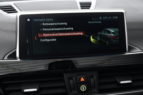 BMW X1 xDrive20i M Sport Facelift Automaat 192 PK | Pano-dak | CarPlay | Acc | Harman/Kardon | Camera | Trekhaak | Stoelverwarming | HU