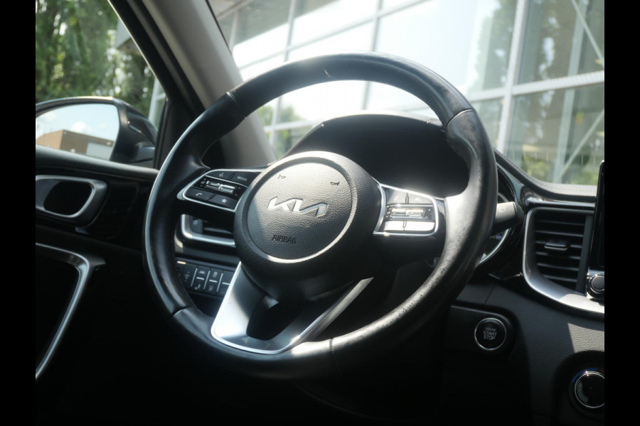 Kia Ceed Sportswagon 1.5 T-GDi DynamicPlusLine | Stoel- en stuurverwarming | Camera | Carplay