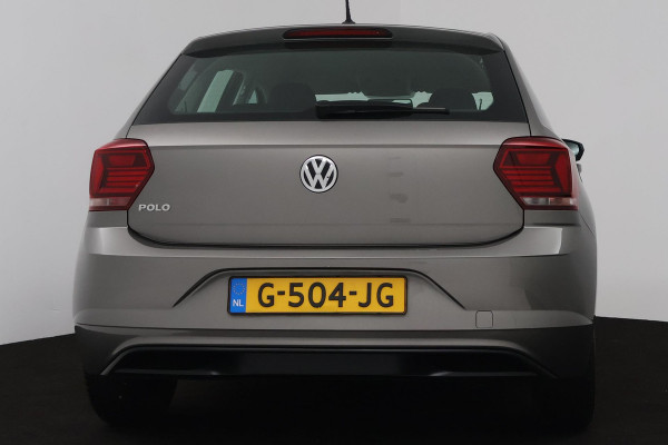 Volkswagen Polo 1.0 TSI Comfortline (ACHTERUITRIJCAMERA, CARPLAY, CRUISE CONTROL ADAPTIEF, AUTOMAAT, NL-AUTO)