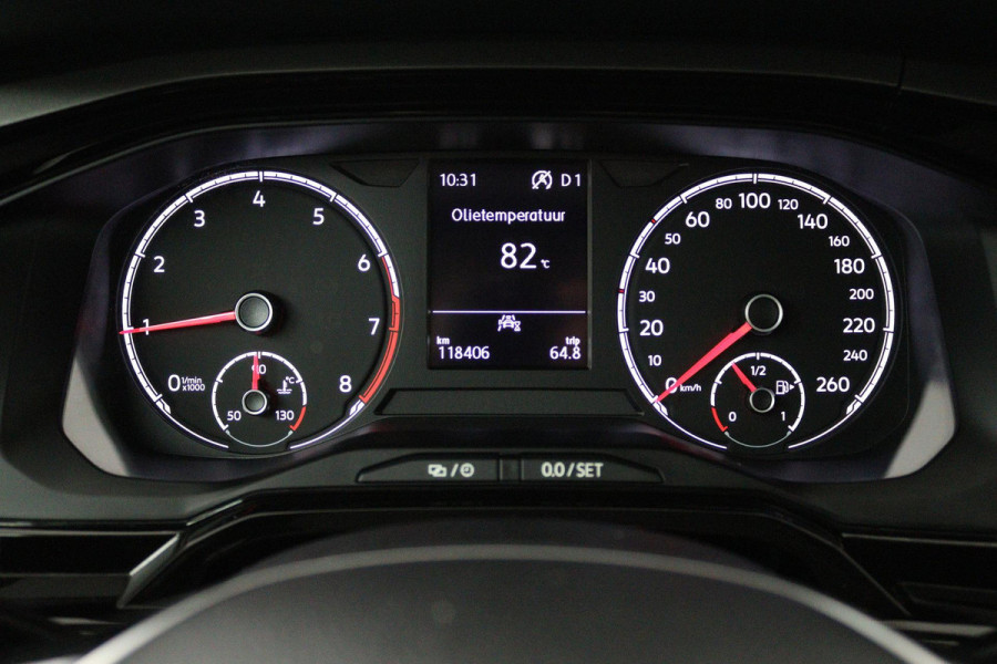 Volkswagen Polo 1.0 TSI Comfortline (ACHTERUITRIJCAMERA, CARPLAY, CRUISE CONTROL ADAPTIEF, AUTOMAAT, NL-AUTO)