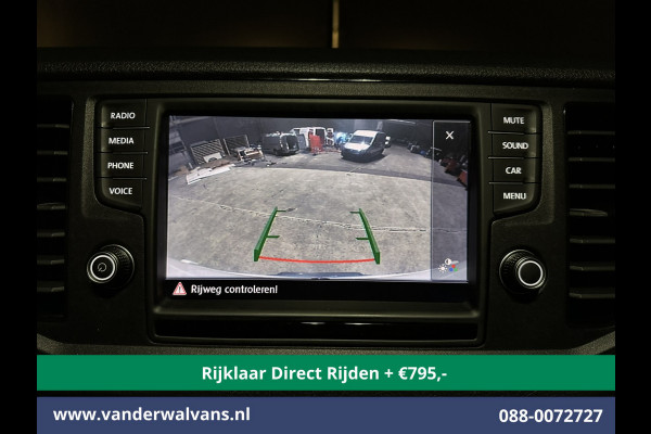 Volkswagen Crafter 2.0 TDI 141pk L3H3 L2H2 Euro6 *Rijklaar Direct Rijden* Airco | Camera | Apple Carplay | Andoid Auto Bijrijdersbank, 3000kg trekvermogen