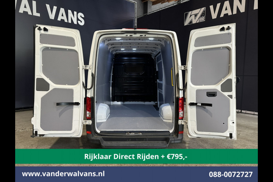 Volkswagen Crafter 2.0 TDI 141pk L3H3 L2H2 Euro6 *Rijklaar Direct Rijden* Airco | Massagestoel | Camera | Apple Carplay | Cruisecontrol Android Auto, Chauffeursstoel