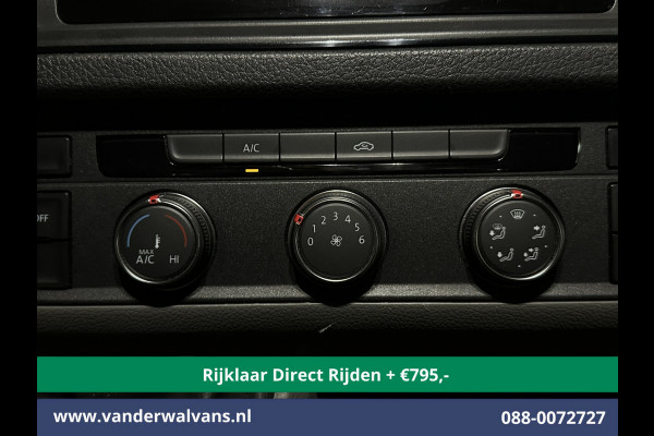 Volkswagen Crafter 2.0 TDI 141pk L3H3 L2H2 Euro6 *Rijklaar Direct Rijden* Airco | Massagestoel | Camera | Apple Carplay | Cruisecontrol Android Auto, Chauffeursstoel