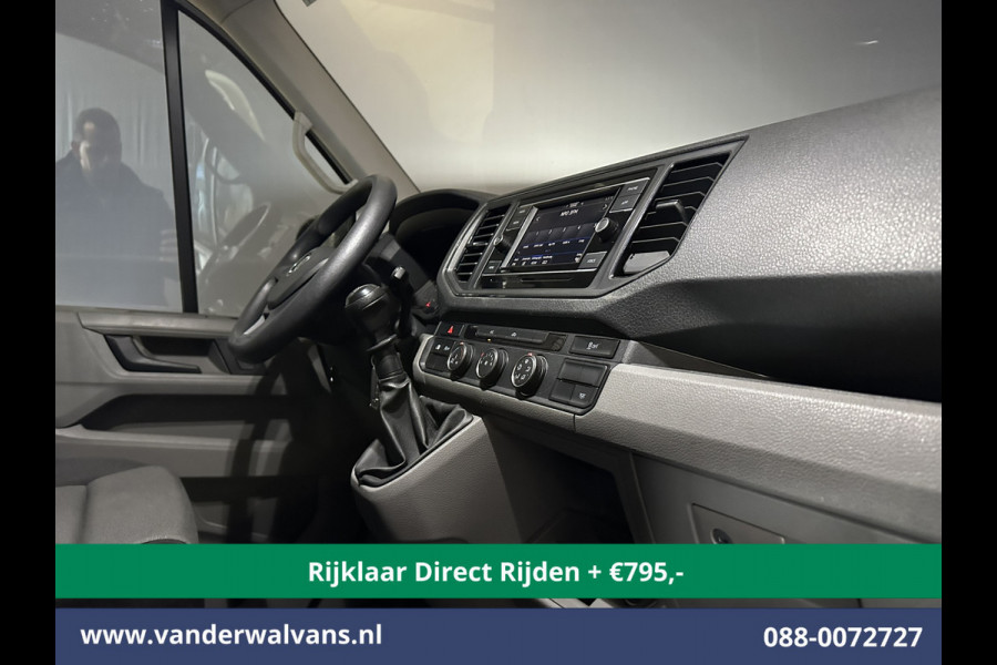 Volkswagen Crafter 2.0 TDI 141pk L3H3 L2H2 Euro6 *Rijklaar Direct Rijden* Airco | Massagestoel | Camera | Apple Carplay | Cruisecontrol Android Auto, Chauffeursstoel