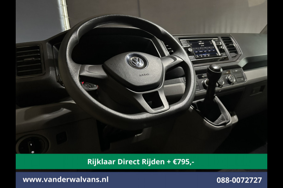 Volkswagen Crafter 2.0 TDI 141pk L3H3 L2H2 Euro6 *Rijklaar Direct Rijden* Airco | Massagestoel | Camera | Apple Carplay | Cruisecontrol Android Auto, Chauffeursstoel