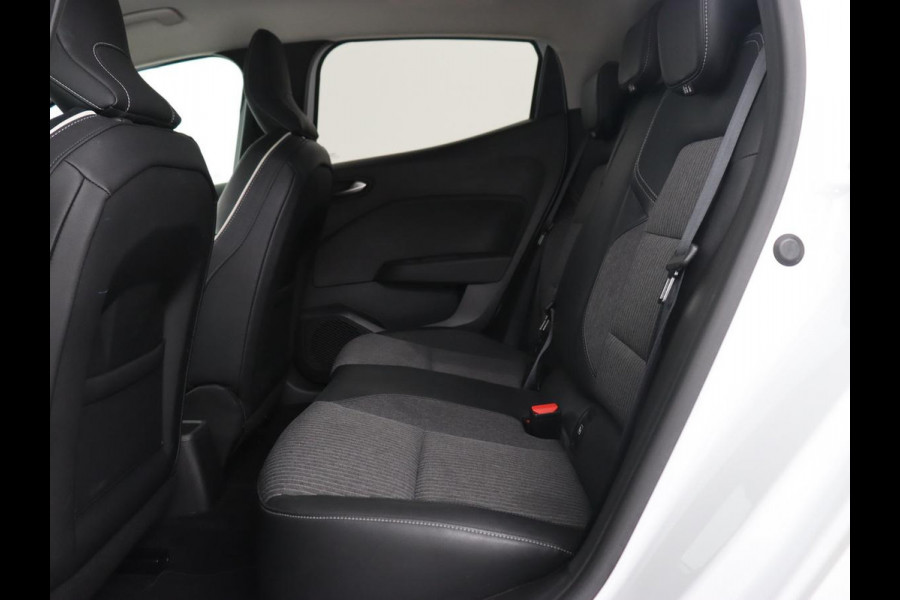 Renault Clio 1.0 TCe Intens | Navigatie | Carplay | Camera | Climate control | Full LED | Half leder | Keyless | Cruise control | Parkeerhulp