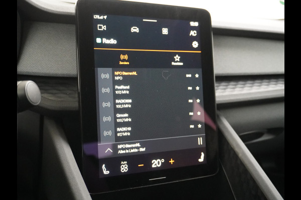 Polestar 2 Long Range 78kWh Carplay Android Auto Cruise Control Keyless Navi Ecc 360°Camera 19"LM Led-Pixel PDC Elektr.Klep Google Maps Blindspot Monitoring Stoelverwarming Regen-Lichtsensor Virtual-Cockpit Hill-Assist Lane Assist Origineel Nederlandse Auto Tot 150kw snel laden 1.500KG Trekvermogen €54.400 nieuwprijs