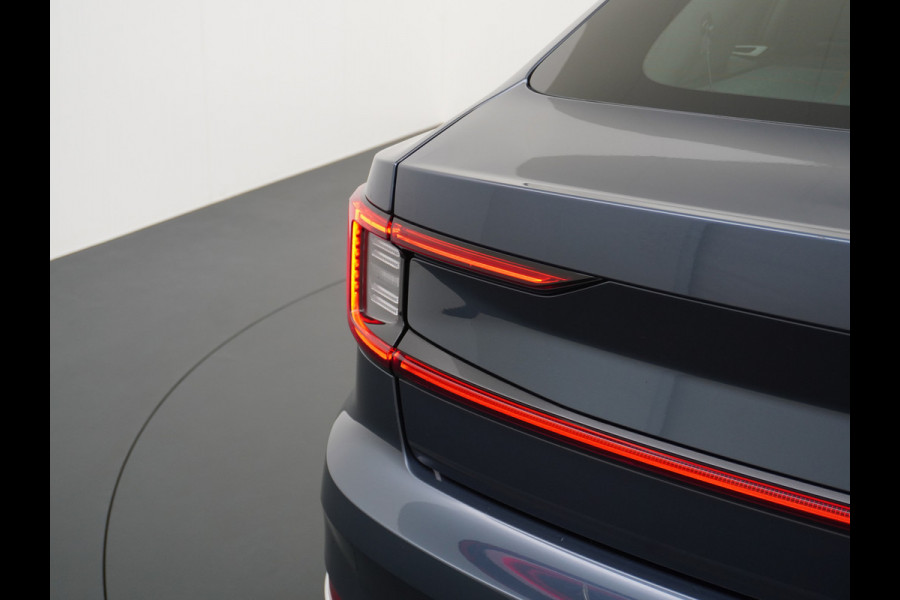 Polestar 2 Long Range 78kWh Carplay Android Auto Cruise Control Keyless Navi Ecc 360°Camera 19"LM Led-Pixel PDC Elektr.Klep Google Maps Blindspot Monitoring Stoelverwarming Regen-Lichtsensor Virtual-Cockpit Hill-Assist Lane Assist Origineel Nederlandse Auto Tot 150kw snel laden 1.500KG Trekvermogen €54.400 nieuwprijs