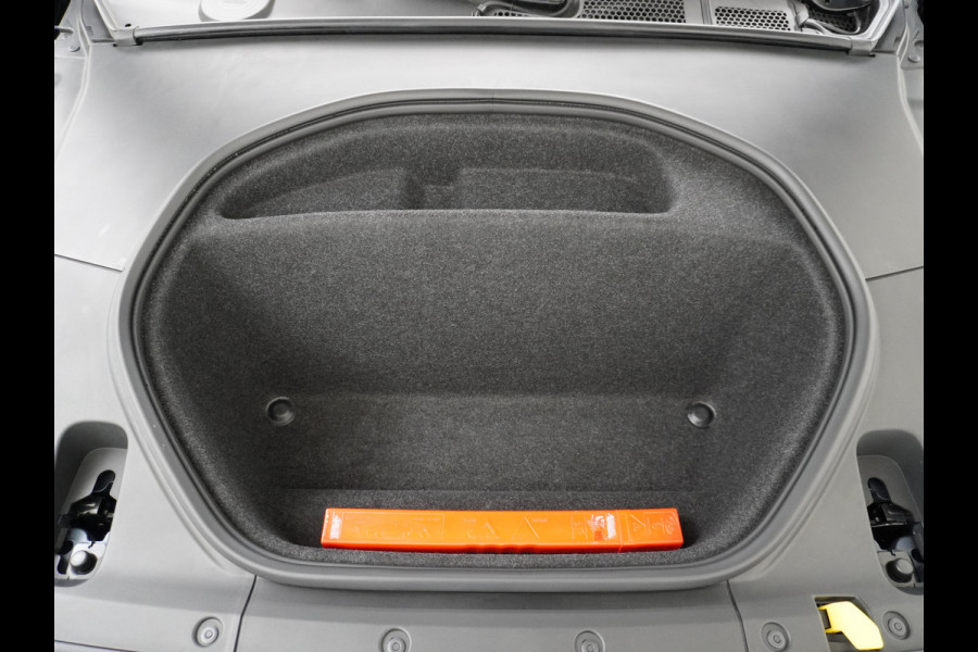Polestar 2 Long Range 78kWh Carplay Android Auto Cruise Control Keyless Navi Ecc 360°Camera 19"LM Led-Pixel PDC Elektr.Klep Google Maps Blindspot Monitoring Stoelverwarming Regen-Lichtsensor Virtual-Cockpit Hill-Assist Lane Assist Origineel Nederlandse Auto Tot 150kw snel laden 1.500KG Trekvermogen €54.400 nieuwprijs