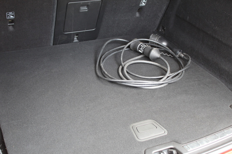 Volvo XC60 2.0 T8 Plug-in hybrid AWD Core Bright | Elek. Trekhaak | Panoramadak |