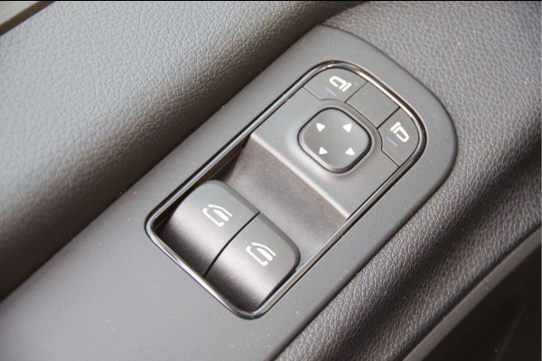 Mercedes-Benz Sprinter 519 1.9 CDI BAKWAGEN LAADKLEP, DUBBELLUCHT, ZIJDEUR, AUT. CAMERA, NAVI, CLIMA, CARPLAY