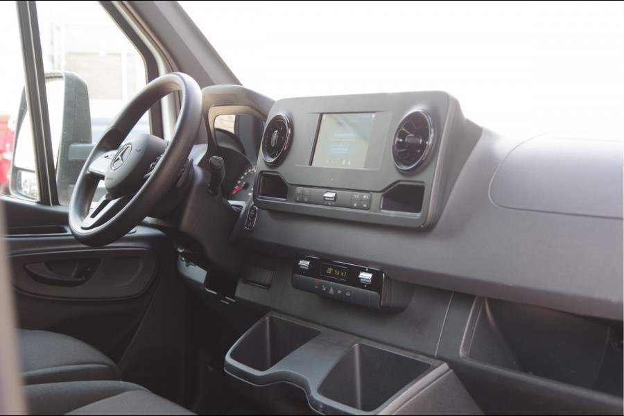 Mercedes-Benz Sprinter 519 1.9 CDI BAKWAGEN LAADKLEP, DUBBELLUCHT, ZIJDEUR, AUT. CAMERA, NAVI, CLIMA, CARPLAY