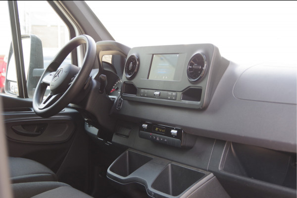 Mercedes-Benz Sprinter 519 1.9 CDI BAKWAGEN LAADKLEP, DUBBELLUCHT, ZIJDEUR, AUT. CAMERA, NAVI, CLIMA, CARPLAY
