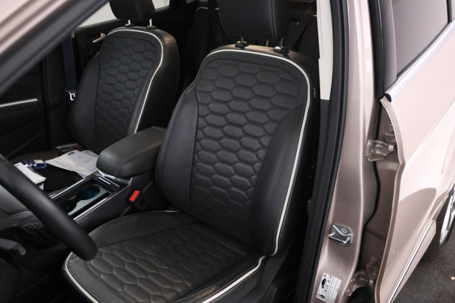 Ford Kuga 1.5 EcoBoost Vignale Leer, Stoelverwarming, Automaat, Camera, Trekhaak!