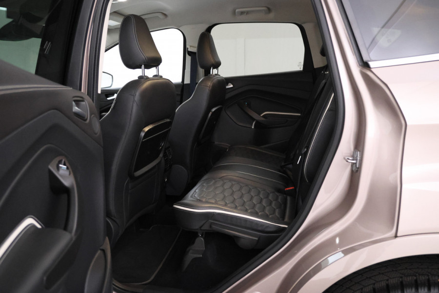Ford Kuga 1.5 EcoBoost Vignale Leer, Stoelverwarming, Automaat, Camera, Trekhaak!