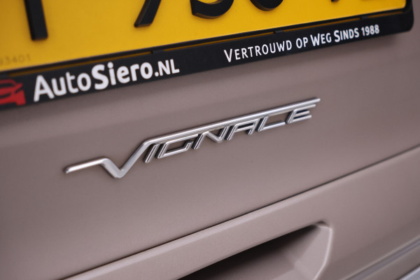 Ford Kuga 1.5 EcoBoost Vignale Leer, Stoelverwarming, Automaat, Camera, Trekhaak!