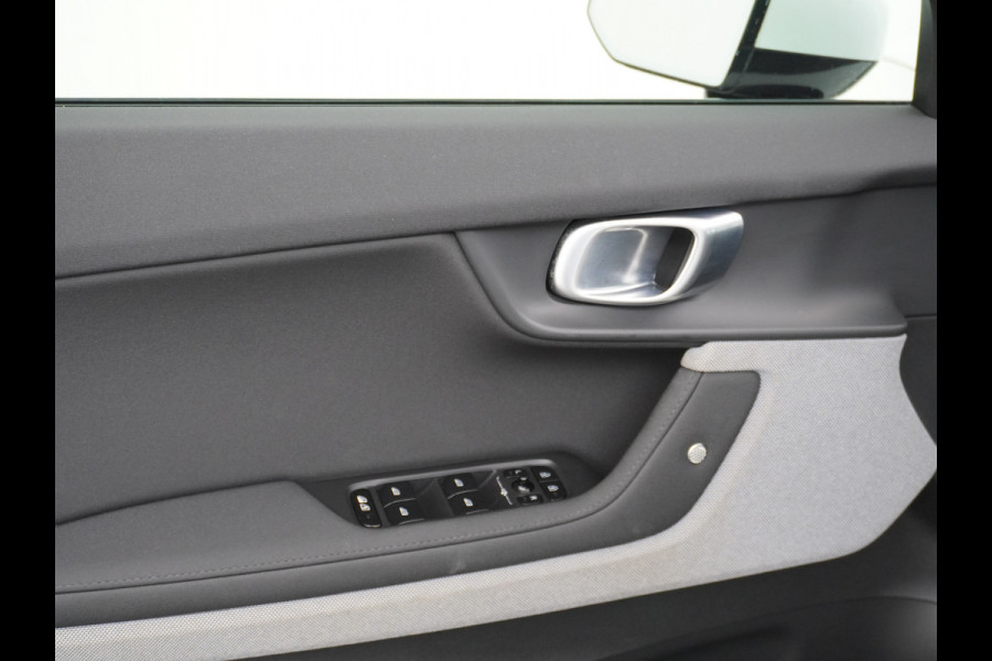 Polestar 2 Long Range 78 kWh Pano-Dak 20" Sleutelloos(Telefoon-sleutel) Adaptive-Cruise Carplay Android 360-Camera Elektr.stoelen+Geheugen  Phone-Connect.Stoel-Verwarmd 1500kg-trekvermogen OnePedal drive Licht+Zichtpakket 55.000 nieuw!! EBD RemAssist Virtual-Cockpit digiDash Uitparkeer waarschuwing Botswaarsc.syst. Autonoom-Rem Noodrem ESP TCS Hill-Assist Lane Assist Pre-Crash-Syst. Emergency-Call Keyless Ecc tot 150kw snell