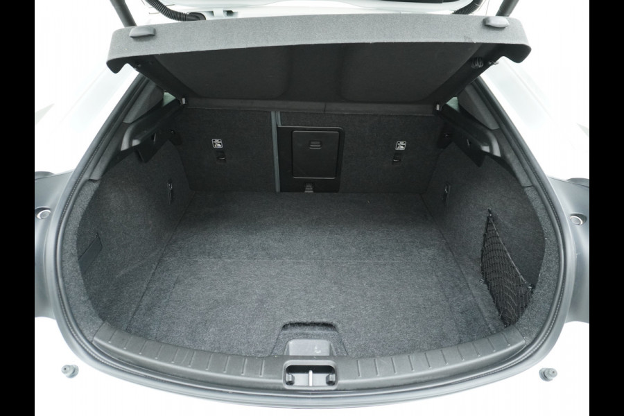 Polestar 2 Long Range 78 kWh Pano-Dak 20" Sleutelloos(Telefoon-sleutel) Adaptive-Cruise Carplay Android 360-Camera Elektr.stoelen+Geheugen  Phone-Connect.Stoel-Verwarmd 1500kg-trekvermogen OnePedal drive Licht+Zichtpakket 55.000 nieuw!! EBD RemAssist Virtual-Cockpit digiDash Uitparkeer waarschuwing Botswaarsc.syst. Autonoom-Rem Noodrem ESP TCS Hill-Assist Lane Assist Pre-Crash-Syst. Emergency-Call Keyless Ecc tot 150kw snell