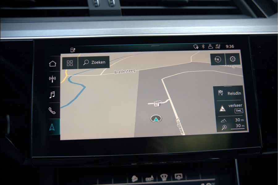 Audi e-tron 50 quattro S edition 71 kWh | S Line | Black Edition | Bang & Olufsen | Panoramadak | Head-Up Display | Trekhaak | Memory Seats | Ambiance Verlichting | Camera | Luchtvering | Adaptive Cruise Control | Keyless | Matrix
