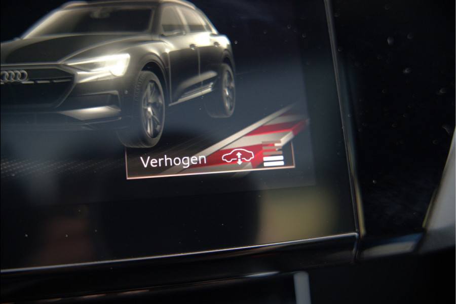 Audi e-tron 50 quattro S edition 71 kWh | S Line | Black Edition | Bang & Olufsen | Panoramadak | Head-Up Display | Trekhaak | Memory Seats | Ambiance Verlichting | Camera | Luchtvering | Adaptive Cruise Control | Keyless | Matrix