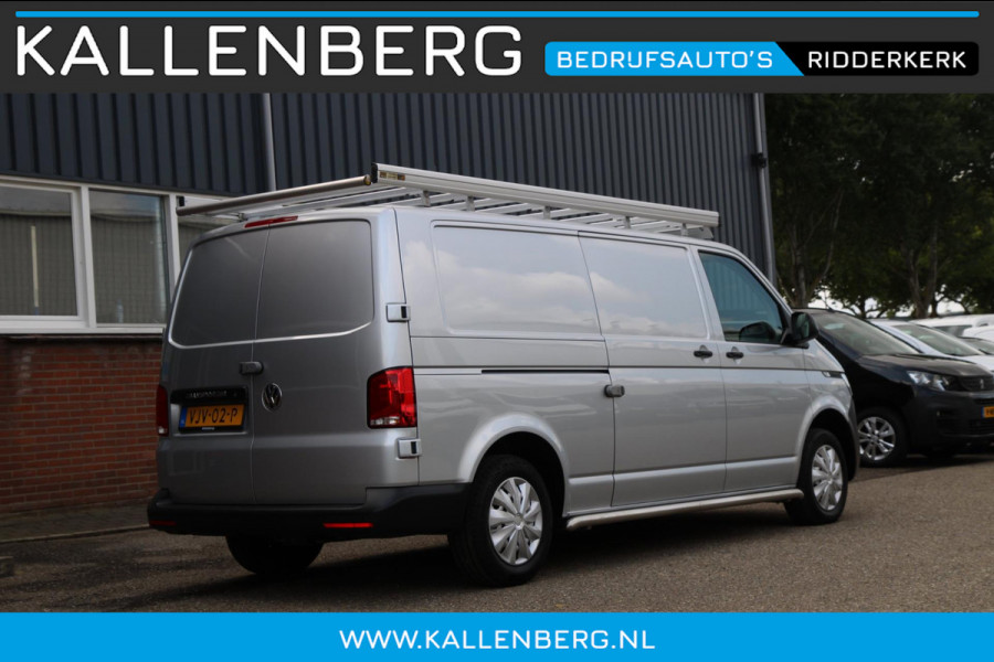 Volkswagen Transporter 2.0 TDI 110PK L2H1 / Imperiaal / Cruise / App connect / PDC / 3 zits