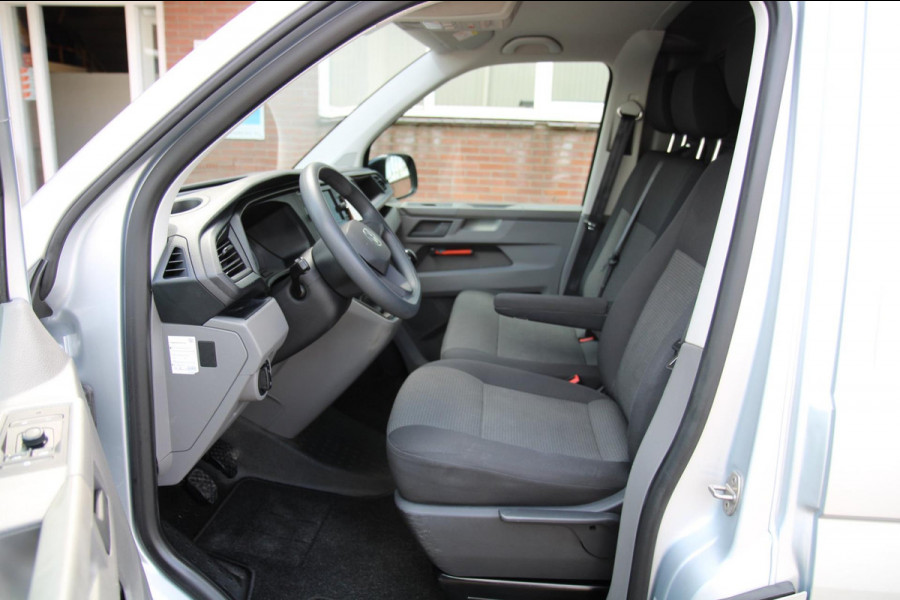 Volkswagen Transporter 2.0 TDI 110PK L2H1 / Imperiaal / Cruise / App connect / PDC / 3 zits
