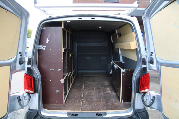 Volkswagen Transporter 2.0 TDI 110PK L2H1 / Imperiaal / Cruise / App connect / PDC / 3 zits