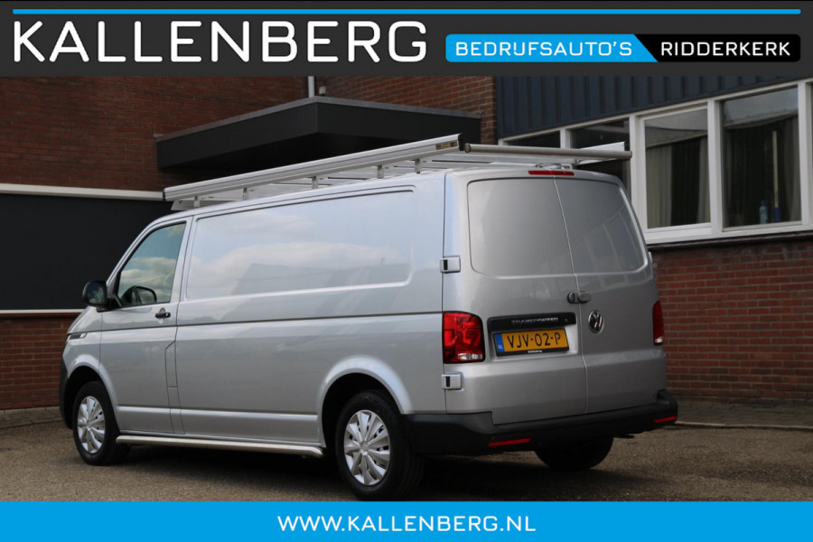 Volkswagen Transporter 2.0 TDI 110PK L2H1 / Imperiaal / Cruise / App connect / PDC / 3 zits