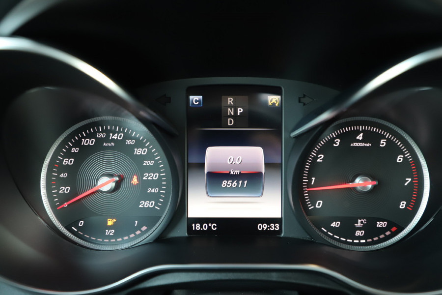 Mercedes-Benz GLC 300 AMG 4-Matic | 258PK | Pano | Keyles-go | Head-up | Burmester | Sfeerverlichting | Memory | Distronic+ | ILS | Standkachel |
