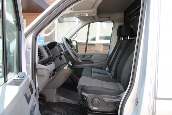 Volkswagen Crafter 35 2.0 TDI L3H2 / App connect / Gev. Stoel / Cruise / dealer onderhouden
