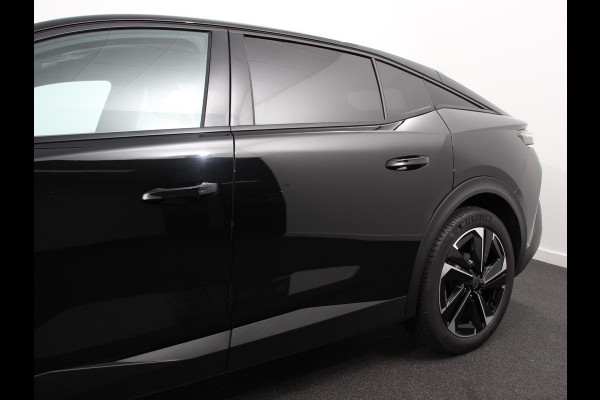 Peugeot 408 1.2 PureTech Allure Pack 130 Automaat | Comfort Pakket, Ergo comfort stoel , Electrische stoelverstelling LV, stoelverwarming | Camera | Navigatie | Climate Control | Dab | Led | Parkeer sensoren