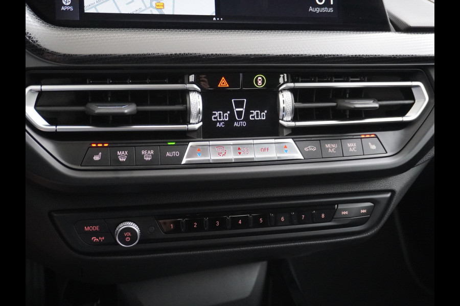BMW 2 Serie Gran Coupé 218I AUT-7 High Executive Sportst.+Leer+Stuur+Verwarmd Apple Carplay Camera Android Navi Sport line Live Cockpit Prof Adap.Led Carbon-delen DAB Regen- en lichtsensor Speed Limit Info Connected services EURO6 Origin.Nederlandse auto ! Zeer compleet