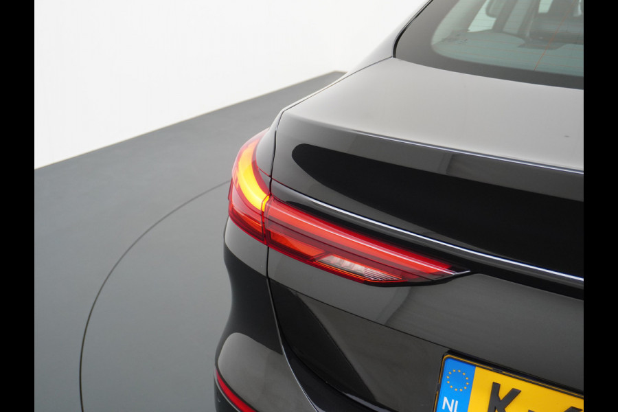 BMW 2 Serie Gran Coupé 218I AUT-7 High Executive Sportst.+Leer+Stuur+Verwarmd Apple Carplay Camera Android Navi Sport line Live Cockpit Prof Adap.Led Carbon-delen DAB Regen- en lichtsensor Speed Limit Info Connected services EURO6 Origin.Nederlandse auto ! Zeer compleet