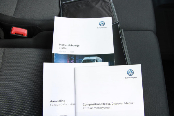 Volkswagen Crafter 35 2.0 TDI L3H2 / App connect / Gev. Stoel / Cruise / dealer onderhouden