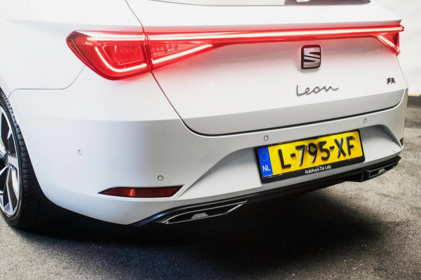 Seat Leon Sportstourer 1.0 eTSI FR Business Intense Automaat [ Full LED Virtual Trekhaak Carplay Sfeerverlichting Camera ]
