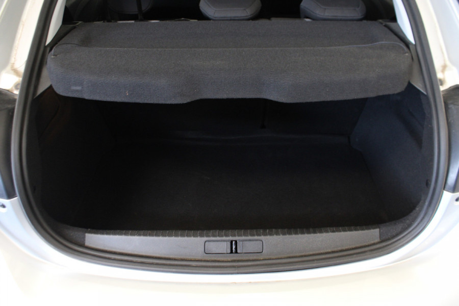 Opel Corsa 1.2 Edition |Stoel\Stuur verwarming|