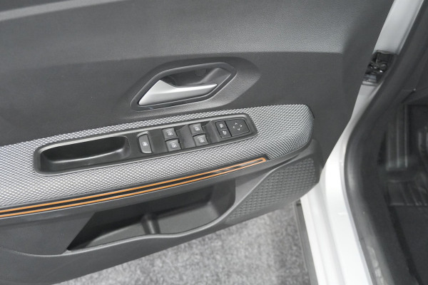 Dacia SANDERO Stepway TCe 90 Expression | Camera | Dodehoekdetectie | Navigatie | Apple Carplay