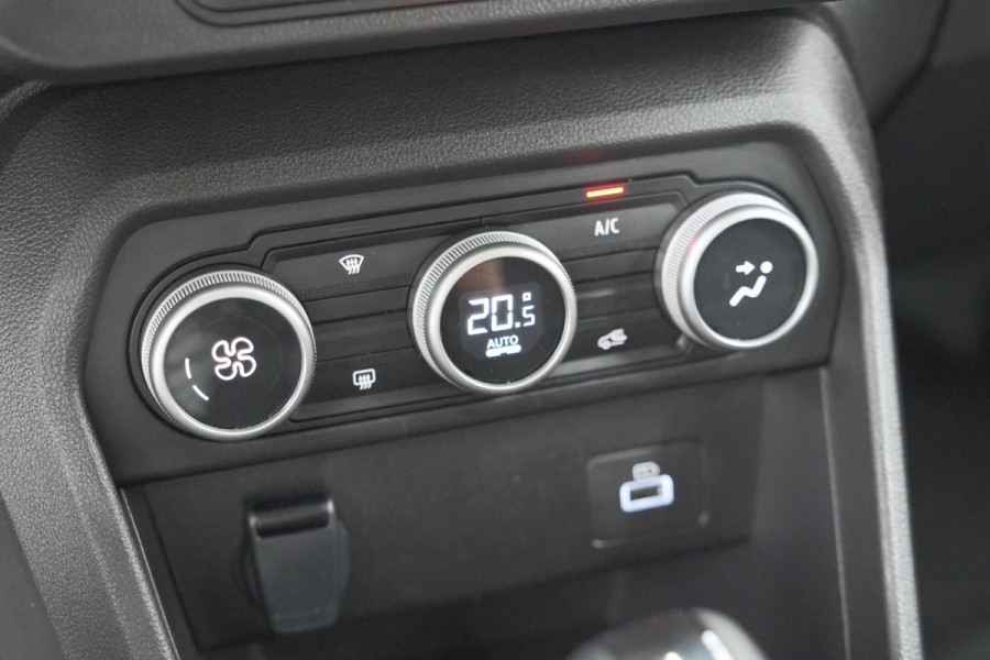 Dacia SANDERO Stepway TCe 90 Expression | Camera | Dodehoekdetectie | Navigatie | Apple Carplay
