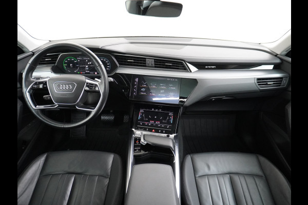 Audi e-tron Luchtvering Elektr.Leer+Memory+Verwarmd Pano-Dak Adap.Cruise Carplay LED Park-Assist PDC-a+V E-tron 20" Elektr.Achterklep 50 Qua Level-ride Actieve luidspreker E-Call Audi-Connect Keyless-go PTC SpoorAssist