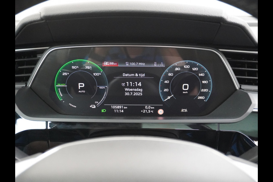 Audi e-tron Luchtvering Elektr.Leer+Memory+Verwarmd Pano-Dak Adap.Cruise Carplay LED Park-Assist PDC-a+V E-tron 20" Elektr.Achterklep 50 Qua Level-ride Actieve luidspreker E-Call Audi-Connect Keyless-go PTC SpoorAssist