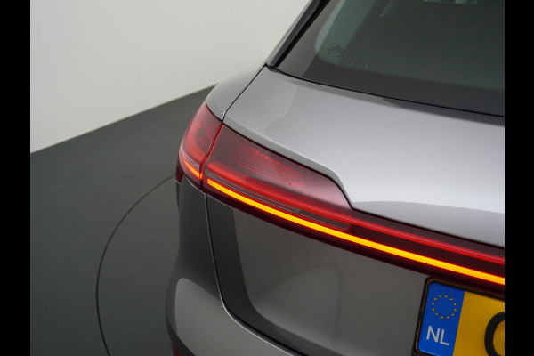 Audi e-tron Luchtvering Elektr.Leer+Memory+Verwarmd Pano-Dak Adap.Cruise Carplay LED Park-Assist PDC-a+V E-tron 20" Elektr.Achterklep 50 Qua Level-ride Actieve luidspreker E-Call Audi-Connect Keyless-go PTC SpoorAssist