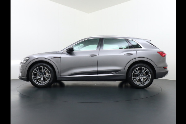 Audi e-tron Luchtvering Elektr.Leer+Memory+Verwarmd Pano-Dak Adap.Cruise Carplay LED Park-Assist PDC-a+V E-tron 20" Elektr.Achterklep 50 Qua Level-ride Actieve luidspreker E-Call Audi-Connect Keyless-go PTC SpoorAssist