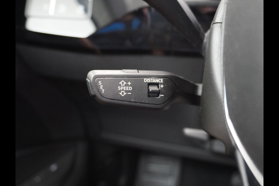 Audi e-tron Luchtvering Elektr.Leer+Memory+Verwarmd Pano-Dak Adap.Cruise Carplay LED Park-Assist PDC-a+V E-tron 20" Elektr.Achterklep 50 Qua Level-ride Actieve luidspreker E-Call Audi-Connect Keyless-go PTC SpoorAssist