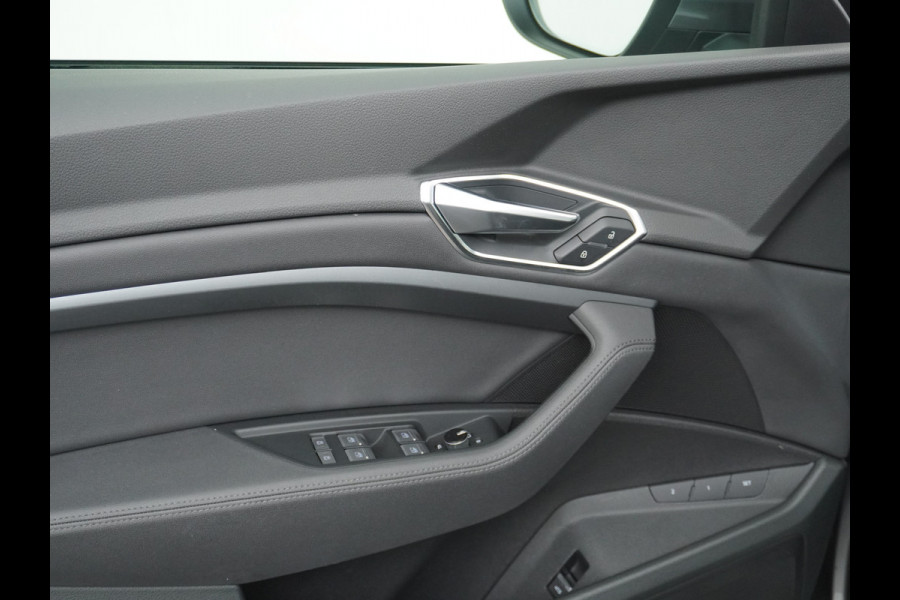 Audi e-tron Luchtvering Elektr.Leer+Memory+Verwarmd Pano-Dak Adap.Cruise Carplay LED Park-Assist PDC-a+V E-tron 20" Elektr.Achterklep 50 Qua Level-ride Actieve luidspreker E-Call Audi-Connect Keyless-go PTC SpoorAssist