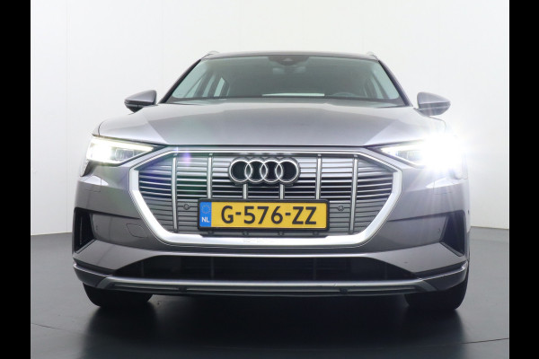 Audi e-tron Luchtvering Elektr.Leer+Memory+Verwarmd Pano-Dak Adap.Cruise Carplay LED Park-Assist PDC-a+V E-tron 20" Elektr.Achterklep 50 Qua Level-ride Actieve luidspreker E-Call Audi-Connect Keyless-go PTC SpoorAssist