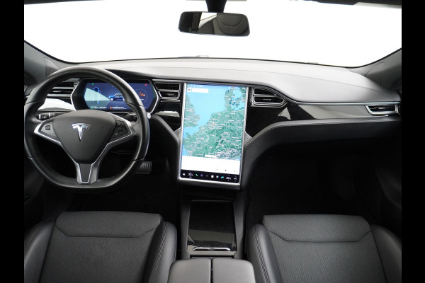 Tesla Model S 75D AWD Luchtvering AutoPilot Navi Panoramadak Camera Led Elektr.Stuur en Stoel+Geheugen+Spiegels+verwarmd Elektr.Achterklep Key 19"Lmv 4WD WiFi Rijstrookhulp Bordherkenning ACC ESP Dodehoek Detector Mistlampen NVIDIA®Tegra® Processor HomeLink 5 Origineel Nederlandse Tesla Nieuwprijs €87.150 Garantie op de accu/motor tot 29-03-2026/240.000km